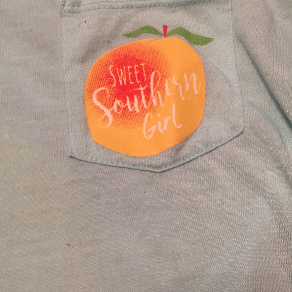 Shirt - Picture 2 of 4